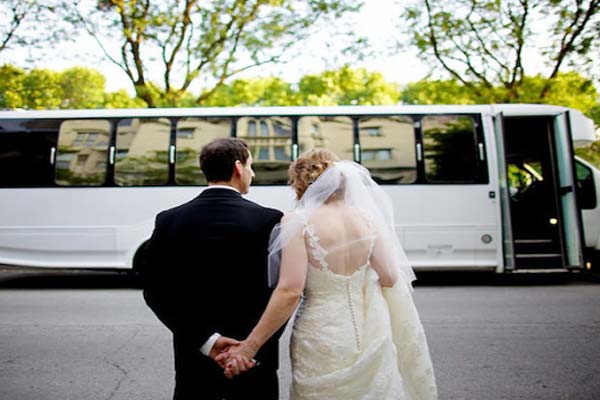 Dallas Wedding Shuttle Services | Top Dallas Limousines